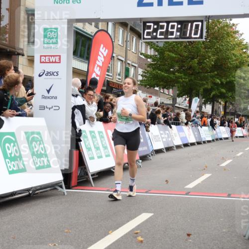 21.09.2025 - PSD Bank Halbmarathon Strokosch-Dieckow http://msf.ph/oto/8934342 21.09.2025 12:28:34 Ziel 2726, 3000, 3422, 3776 meine-sportfotos.de