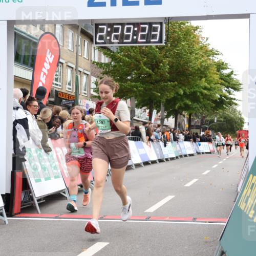 21.09.2025 - PSD Bank Halbmarathon Strokosch-Dieckow http://msf.ph/oto/8934364 21.09.2025 12:28:46 Ziel 1597, 3557 meine-sportfotos.de