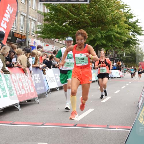 21.09.2025 - PSD Bank Halbmarathon Strokosch-Dieckow http://msf.ph/oto/8934398 21.09.2025 12:28:58 Ziel 1065, 1573, 3239, 3684, 3685 meine-sportfotos.de