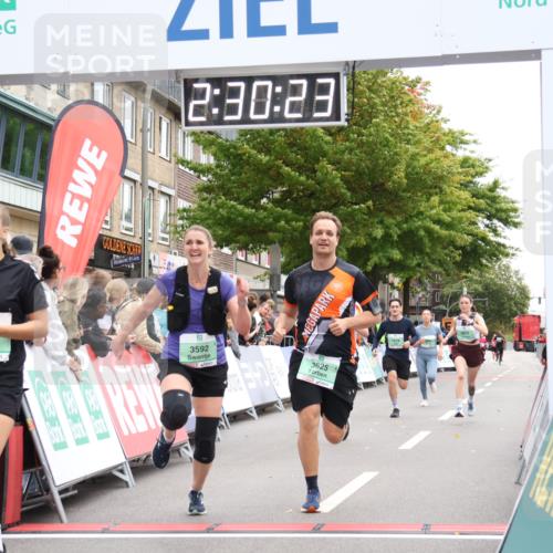 21.09.2025 - PSD Bank Halbmarathon Strokosch-Dieckow http://msf.ph/oto/8934513 21.09.2025 12:29:47 Ziel 1244, 1678, 2845, 3592, 3614, 3625, 3741 meine-sportfotos.de