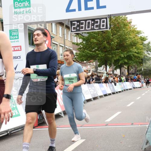21.09.2025 - PSD Bank Halbmarathon Strokosch-Dieckow http://msf.ph/oto/8934539 21.09.2025 12:29:52 Ziel 1244, 1678, 2845, 3592, 3614, 3625, 3741 meine-sportfotos.de