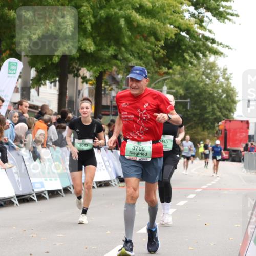 21.09.2025 - PSD Bank Halbmarathon Strokosch-Dieckow http://msf.ph/oto/8934598 21.09.2025 12:30:19 Ziel 1030, 2667, 3287, 3351, 3709 meine-sportfotos.de