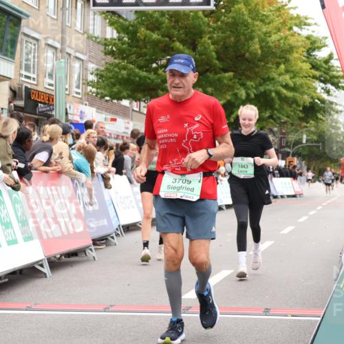 21.09.2025 - PSD Bank Halbmarathon Strokosch-Dieckow http://msf.ph/oto/8934611 21.09.2025 12:30:23 Ziel 1443, 2667, 3709, 4043 meine-sportfotos.de