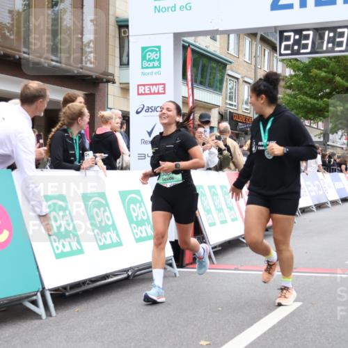 21.09.2025 - PSD Bank Halbmarathon Strokosch-Dieckow http://msf.ph/oto/8934696 21.09.2025 12:30:58 Ziel 3470, 3884 meine-sportfotos.de