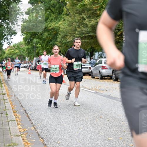 21.09.2025 - PSD Bank Halbmarathon Dr. Thomas Lammeyer http://msf.ph/oto/8934847 21.09.2025 10:57:20 Laufen 3494, 3493, 1697 meine-sportfotos.de
