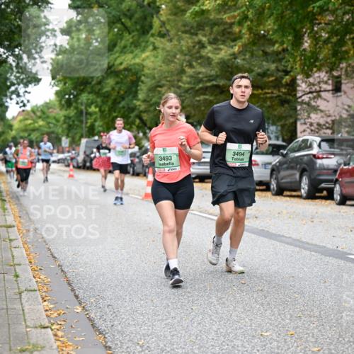 21.09.2025 - PSD Bank Halbmarathon Dr. Thomas Lammeyer http://msf.ph/oto/8934858 21.09.2025 10:57:21 Laufen 3493, 3494, 4915 meine-sportfotos.de