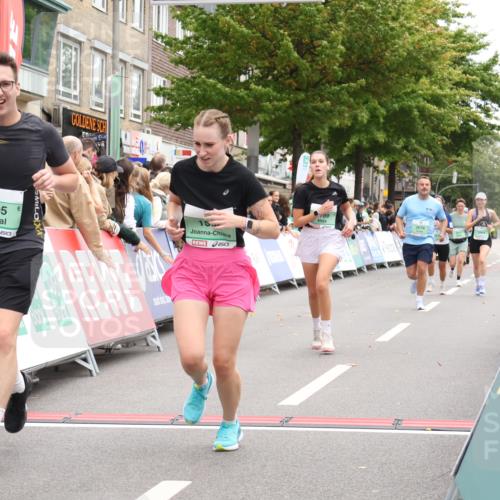 21.09.2025 - PSD Bank Halbmarathon Strokosch-Dieckow http://msf.ph/oto/8934878 21.09.2025 12:32:13 Ziel 1595, 1596, 2679, 3789 meine-sportfotos.de