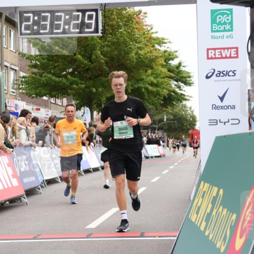21.09.2025 - PSD Bank Halbmarathon Strokosch-Dieckow http://msf.ph/oto/8934971 21.09.2025 12:32:53 Ziel 3379, 3532, 3660 meine-sportfotos.de