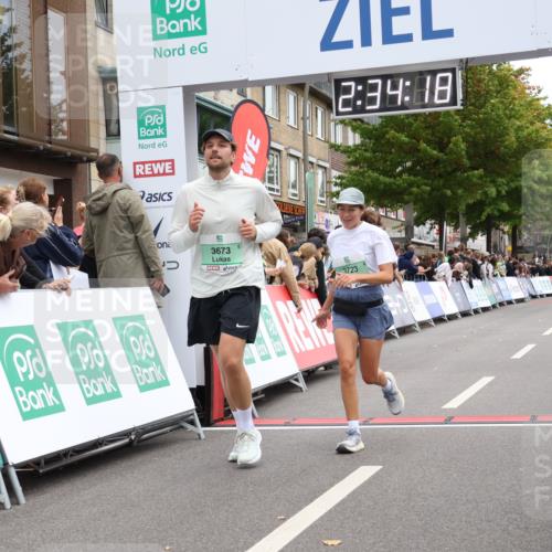 21.09.2025 - PSD Bank Halbmarathon Strokosch-Dieckow http://msf.ph/oto/8935092 21.09.2025 12:33:42 Ziel 3673, 3723 meine-sportfotos.de