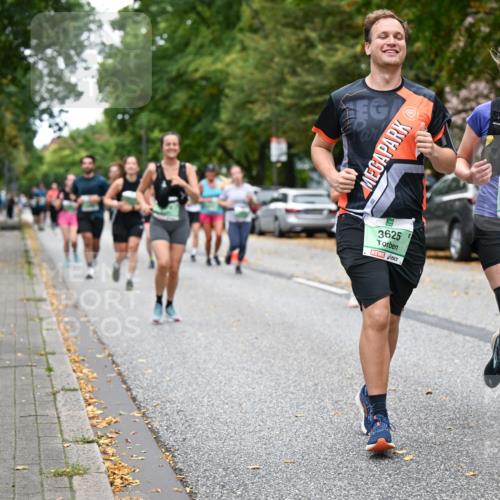 21.09.2025 - PSD Bank Halbmarathon Dr. Thomas Lammeyer http://msf.ph/oto/8935191 21.09.2025 10:58:06 Laufen 3625, 3592 meine-sportfotos.de