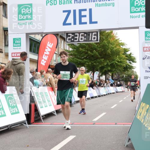 21.09.2025 - PSD Bank Halbmarathon Strokosch-Dieckow http://msf.ph/oto/8935385 21.09.2025 12:35:39 Ziel 1697, 2524, 2647, 3322, 3442, 3508 meine-sportfotos.de