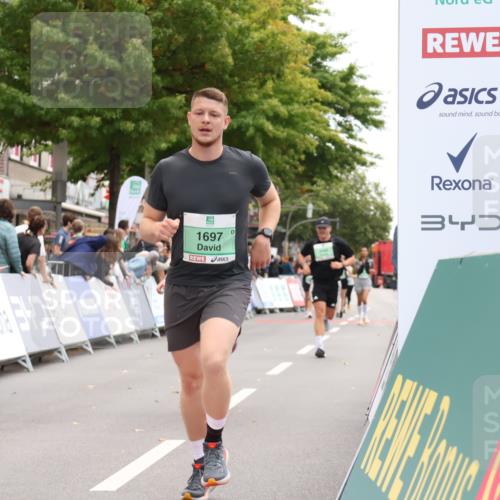 21.09.2025 - PSD Bank Halbmarathon Strokosch-Dieckow http://msf.ph/oto/8935401 21.09.2025 12:35:44 Ziel 1697, 2524, 2647, 3404, 3788 meine-sportfotos.de