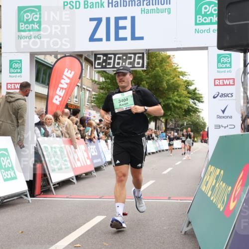 21.09.2025 - PSD Bank Halbmarathon Strokosch-Dieckow http://msf.ph/oto/8935420 21.09.2025 12:35:50 Ziel 1697, 3404, 3788 meine-sportfotos.de
