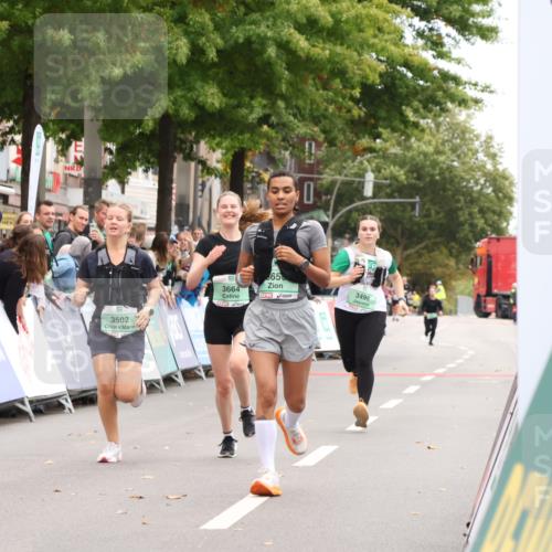 21.09.2025 - PSD Bank Halbmarathon Strokosch-Dieckow http://msf.ph/oto/8935426 21.09.2025 12:35:53 Ziel 3404, 3499, 3502, 3650, 3664, 3788 meine-sportfotos.de
