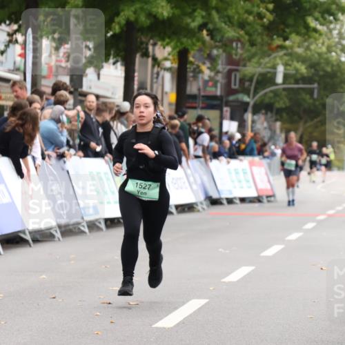 21.09.2025 - PSD Bank Halbmarathon Strokosch-Dieckow http://msf.ph/oto/8935456 21.09.2025 12:36:12 Ziel 1527 meine-sportfotos.de