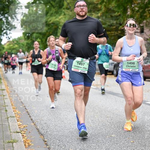 21.09.2025 - PSD Bank Halbmarathon Dr. Thomas Lammeyer http://msf.ph/oto/8935513 21.09.2025 10:58:41 Laufen 1497, 3633, 1498 meine-sportfotos.de