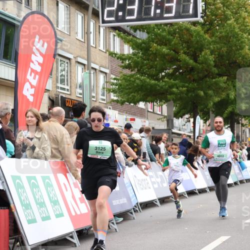 21.09.2025 - PSD Bank Halbmarathon Strokosch-Dieckow http://msf.ph/oto/8935534 21.09.2025 12:37:01 Ziel 3035, 3125, 4012 meine-sportfotos.de
