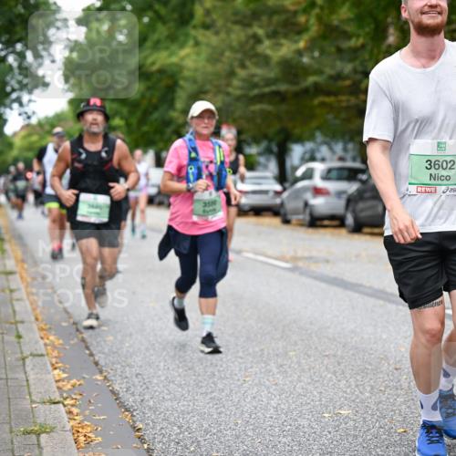 21.09.2025 - PSD Bank Halbmarathon Dr. Thomas Lammeyer http://msf.ph/oto/8935572 21.09.2025 10:58:52 Laufen 7, 3580, 3602 meine-sportfotos.de