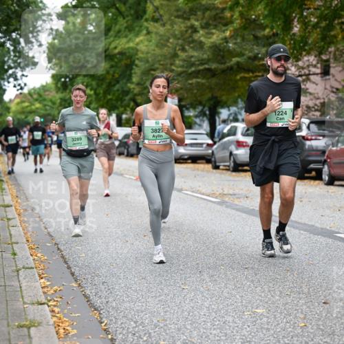 21.09.2025 - PSD Bank Halbmarathon Dr. Thomas Lammeyer http://msf.ph/oto/8935660 21.09.2025 10:59:09 Laufen 5, 3289, 382, 1224, 34915 meine-sportfotos.de