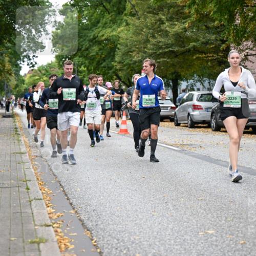 21.09.2025 - PSD Bank Halbmarathon Dr. Thomas Lammeyer http://msf.ph/oto/8935743 21.09.2025 10:59:31 Laufen 1678, 1680, 1384, 1681, 3239 meine-sportfotos.de