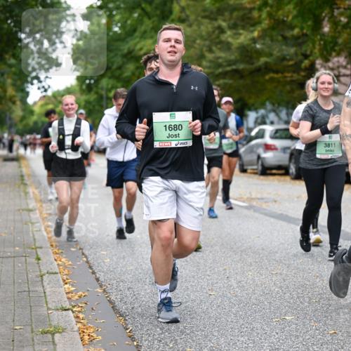 21.09.2025 - PSD Bank Halbmarathon Dr. Thomas Lammeyer http://msf.ph/oto/8935763 21.09.2025 10:59:35 Laufen 1680, 3811, 1681 meine-sportfotos.de