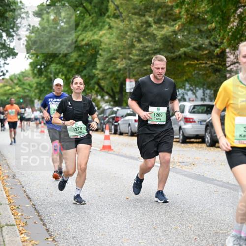 21.09.2025 - PSD Bank Halbmarathon Dr. Thomas Lammeyer http://msf.ph/oto/8935955 21.09.2025 11:00:20 Laufen 1270, 1269, 3644 meine-sportfotos.de