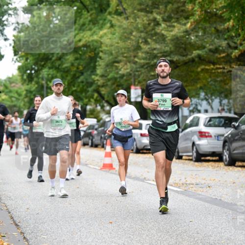 21.09.2025 - PSD Bank Halbmarathon Dr. Thomas Lammeyer http://msf.ph/oto/8936039 21.09.2025 11:00:39 Laufen 3797, 3673, 5, 3799 meine-sportfotos.de