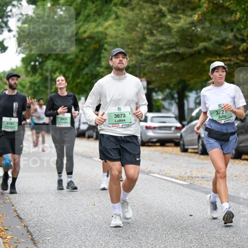 21.09.2025 - PSD Bank Halbmarathon Dr. Thomas Lammeyer http://msf.ph/oto/8936049 21.09.2025 11:00:41 Laufen 3797, 3905, 3673, 3725 meine-sportfotos.de