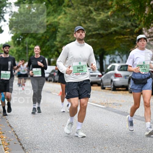 21.09.2025 - PSD Bank Halbmarathon Dr. Thomas Lammeyer http://msf.ph/oto/8936052 21.09.2025 11:00:41 Laufen 3905, 3797, 3673, 3723 meine-sportfotos.de