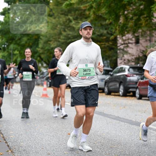 21.09.2025 - PSD Bank Halbmarathon Dr. Thomas Lammeyer http://msf.ph/oto/8936058 21.09.2025 11:00:42 Laufen 3905, 3767, 3673, 3723 meine-sportfotos.de