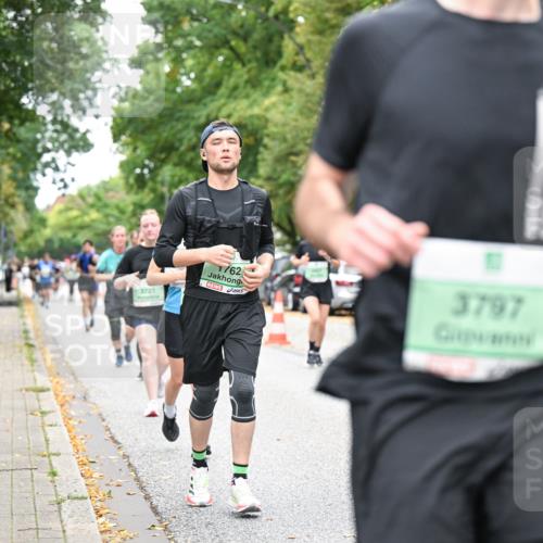 21.09.2025 - PSD Bank Halbmarathon Dr. Thomas Lammeyer http://msf.ph/oto/8936081 21.09.2025 11:00:46 Laufen 3721, 1762, 3797 meine-sportfotos.de