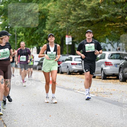 21.09.2025 - PSD Bank Halbmarathon Dr. Thomas Lammeyer http://msf.ph/oto/8936250 21.09.2025 11:01:23 Laufen 3658, 3317, 3404 meine-sportfotos.de