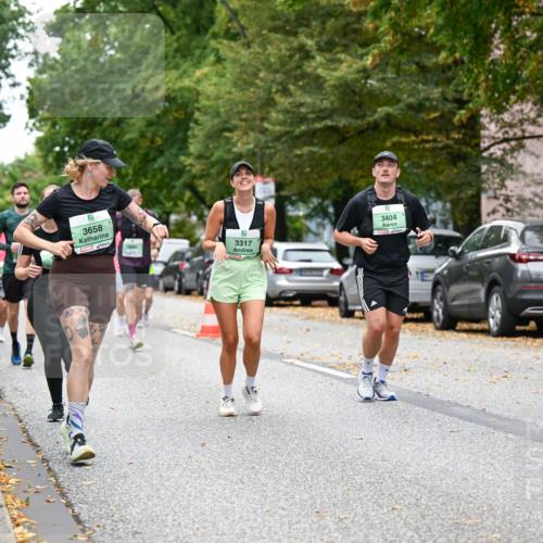 21.09.2025 - PSD Bank Halbmarathon Dr. Thomas Lammeyer http://msf.ph/oto/8936254 21.09.2025 11:01:24 Laufen 3658, 3317, 3404 meine-sportfotos.de