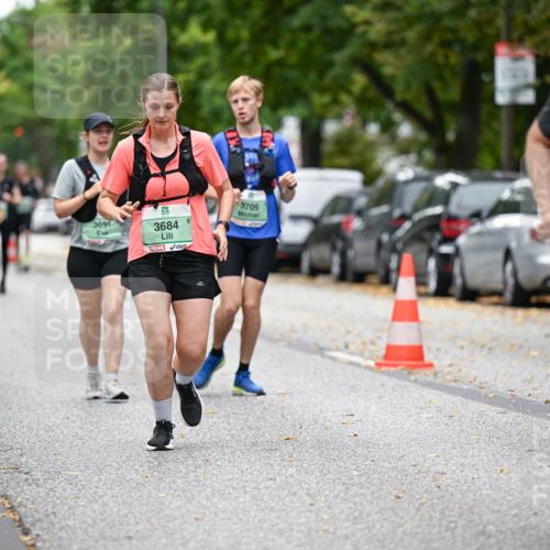 21.09.2025 - PSD Bank Halbmarathon Dr. Thomas Lammeyer http://msf.ph/oto/8936422 21.09.2025 11:02:04 Laufen 3502, 3691, 3684, 3705, 3628 meine-sportfotos.de