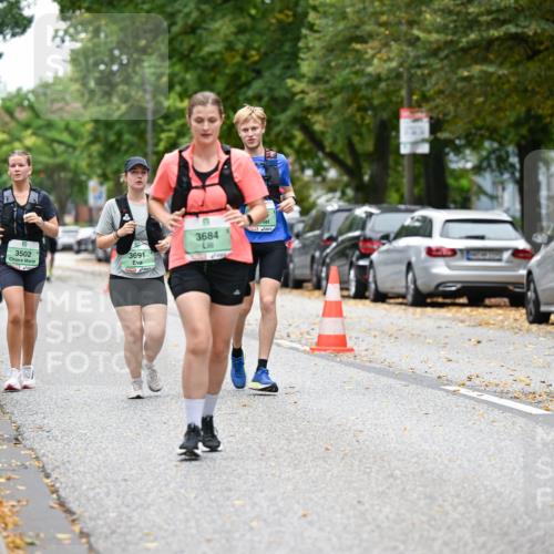21.09.2025 - PSD Bank Halbmarathon Dr. Thomas Lammeyer http://msf.ph/oto/8936429 21.09.2025 11:02:05 Laufen 3684, 3502, 3691 meine-sportfotos.de