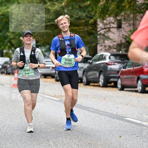 21.09.2025 - PSD Bank Halbmarathon Dr. Thomas Lammeyer http://msf.ph/oto/8936452 21.09.2025 11:02:09 Laufen 3502, 3691, 5, 3705, 368 meine-sportfotos.de