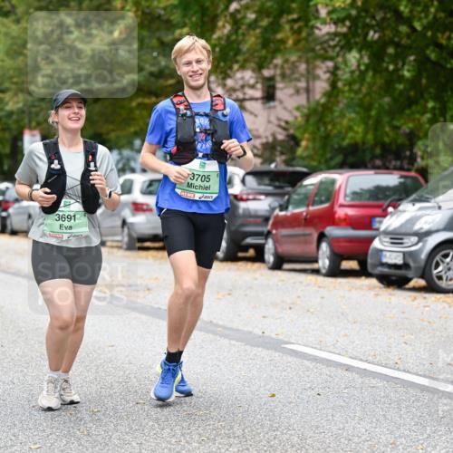 21.09.2025 - PSD Bank Halbmarathon Dr. Thomas Lammeyer http://msf.ph/oto/8936456 21.09.2025 11:02:10 Laufen 3502, 3691, 5, 3705 meine-sportfotos.de