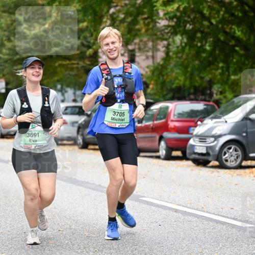 21.09.2025 - PSD Bank Halbmarathon Dr. Thomas Lammeyer http://msf.ph/oto/8936458 21.09.2025 11:02:10 Laufen 02, 3691, 3705 meine-sportfotos.de