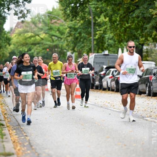 21.09.2025 - PSD Bank Halbmarathon Dr. Thomas Lammeyer http://msf.ph/oto/8936775 21.09.2025 11:03:28 Laufen 3717, 3623, 3377, 3536, 2735 meine-sportfotos.de