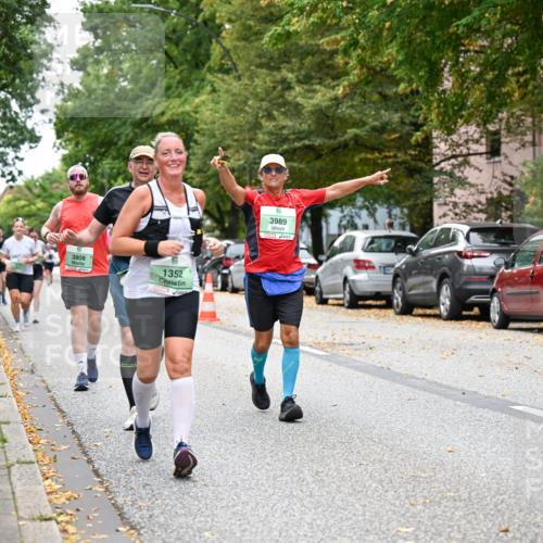 21.09.2025 - PSD Bank Halbmarathon Dr. Thomas Lammeyer http://msf.ph/oto/8936864 21.09.2025 11:03:45 Laufen 3808, 1352, 3989 meine-sportfotos.de