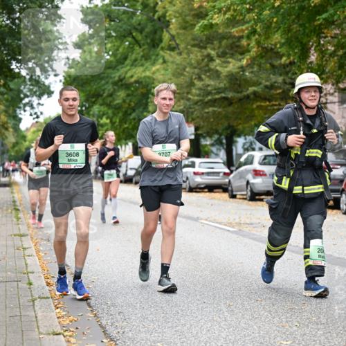21.09.2025 - PSD Bank Halbmarathon Dr. Thomas Lammeyer http://msf.ph/oto/8936935 21.09.2025 11:03:59 Laufen 3608, 3707, 204, 12, 2913, 4915 meine-sportfotos.de