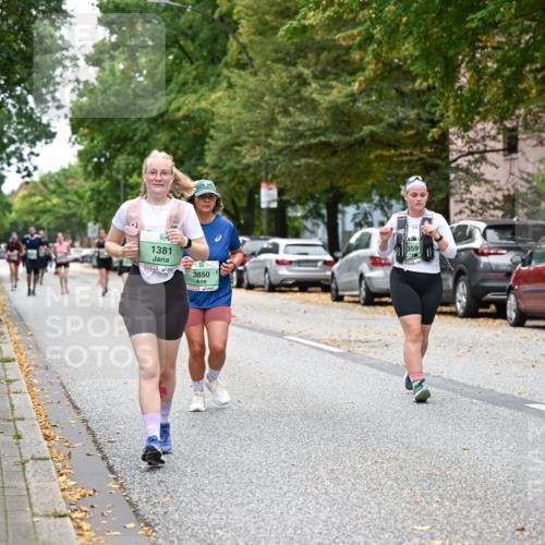 21.09.2025 - PSD Bank Halbmarathon Dr. Thomas Lammeyer http://msf.ph/oto/8936969 21.09.2025 11:04:07 Laufen 1381, 3850, 359, 4915 meine-sportfotos.de