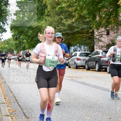 21.09.2025 - PSD Bank Halbmarathon Dr. Thomas Lammeyer http://msf.ph/oto/8936977 21.09.2025 11:04:08 Laufen 1381, 29, 1359 meine-sportfotos.de
