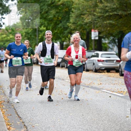 21.09.2025 - PSD Bank Halbmarathon Dr. Thomas Lammeyer http://msf.ph/oto/8937225 21.09.2025 11:05:45 Laufen 1006, 3826, 3699, 3843, 3725 meine-sportfotos.de