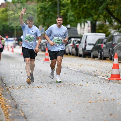 21.09.2025 - PSD Bank Halbmarathon Dr. Thomas Lammeyer http://msf.ph/oto/8937273 21.09.2025 11:05:53 Laufen 1293, 1291, 28 meine-sportfotos.de
