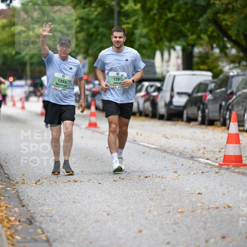 21.09.2025 - PSD Bank Halbmarathon Dr. Thomas Lammeyer http://msf.ph/oto/8937275 21.09.2025 11:05:54 Laufen 1293, 1291 meine-sportfotos.de