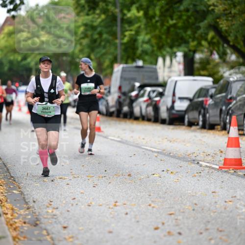 21.09.2025 - PSD Bank Halbmarathon Dr. Thomas Lammeyer http://msf.ph/oto/8937370 21.09.2025 11:06:28 Laufen 3687 meine-sportfotos.de