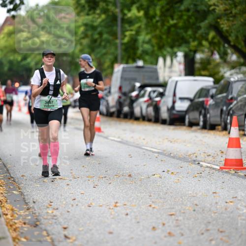 21.09.2025 - PSD Bank Halbmarathon Dr. Thomas Lammeyer http://msf.ph/oto/8937371 21.09.2025 11:06:28 Laufen 3687 meine-sportfotos.de