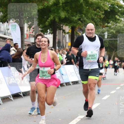 21.09.2025 - PSD Bank Halbmarathon Strokosch-Dieckow http://msf.ph/oto/8937943 21.09.2025 12:37:54 Ziel 3377, 3398, 3405, 3553, 3832 meine-sportfotos.de