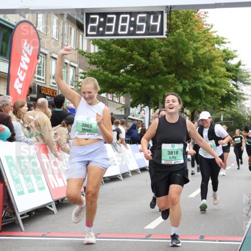 21.09.2025 - PSD Bank Halbmarathon Strokosch-Dieckow http://msf.ph/oto/8937966 21.09.2025 12:38:18 Ziel 3233, 3487, 3543, 3703, 3799, 3818, 3865, 3905 meine-sportfotos.de